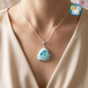 Larimar Hanger